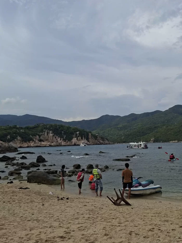 Thuê Xe Phan Rang Đi Vĩnh Hy