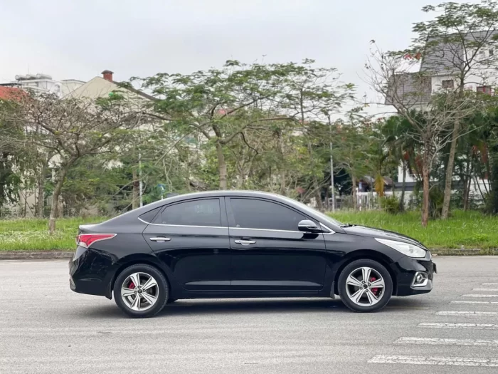 Thuê xe tự lái ga tàu Phan Rang đi Vĩnh Hy