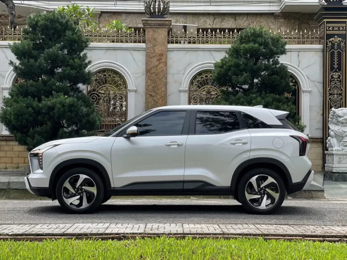 Xe du lịch Vĩnh Hy đi Nha Trang