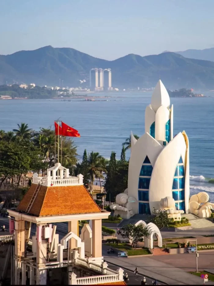 Xe du lịch Vĩnh Hy đi Nha Trang