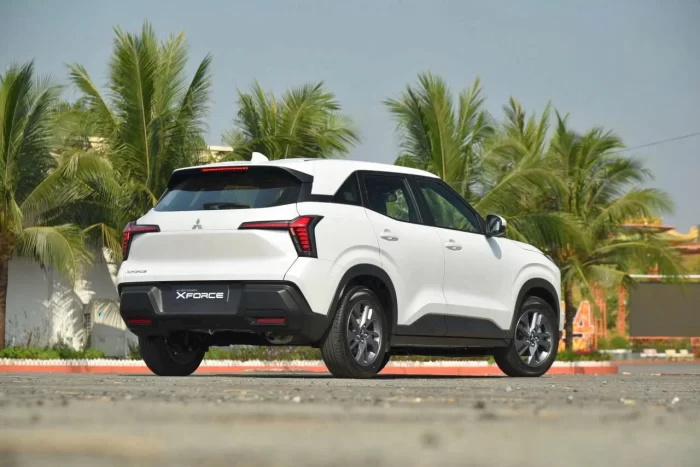 THUÊ XE 4 CHỖ BẾN XE PHAN RANG ĐI VĨNH HY