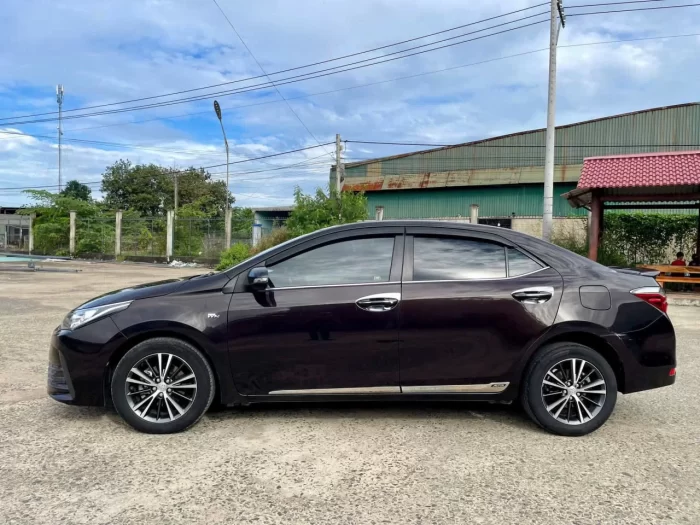 Xe 4 chỗ Nha Trang đi Vĩnh Hy