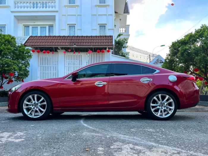 Xe 4 chỗ Nha Trang đi Vĩnh Hy