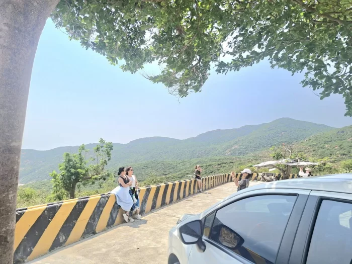 Xe riêng Nha Trang đi Vĩnh Hy