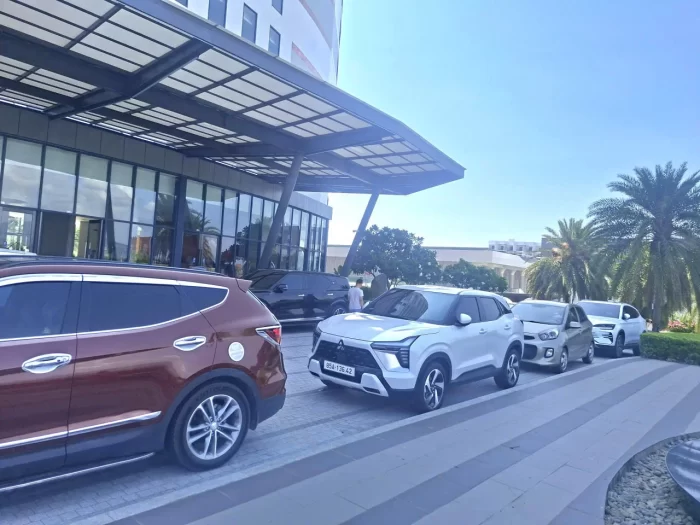 Thuê Xe Taxi Sân Bay Đi Hang Rái Giá Rẻ