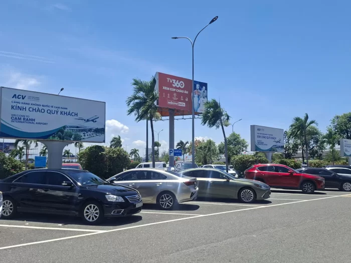Thuê Xe Sân Bay Đi Amanoi