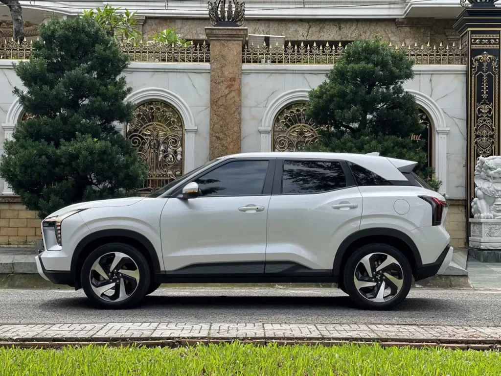 Xe du lịch Vĩnh Hy đi Nha Trang