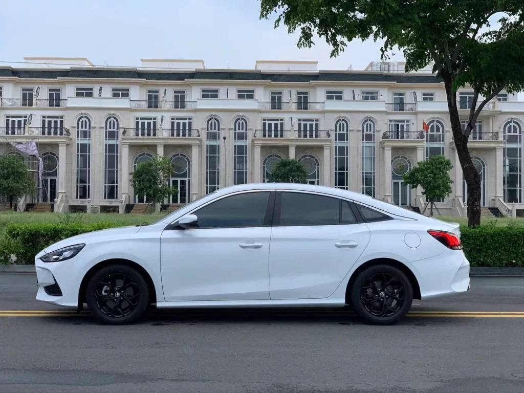 Thuê taxi sân bay đi biển Bình Hưng