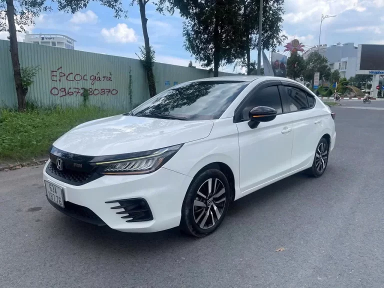 Thuê xe 4 chỗ từ Vĩnh Hy đi sân Cam Ranh