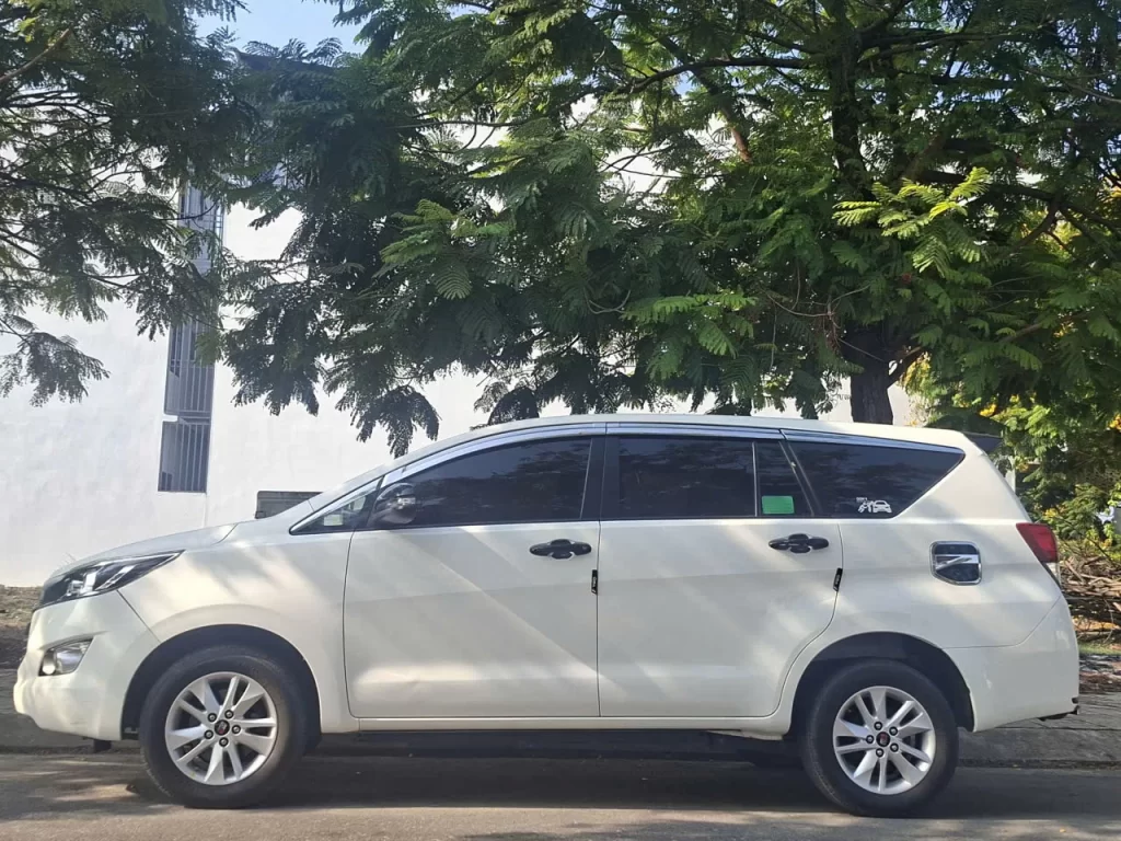 Thuê xe sân bay đi Liên Hương giá rẻ