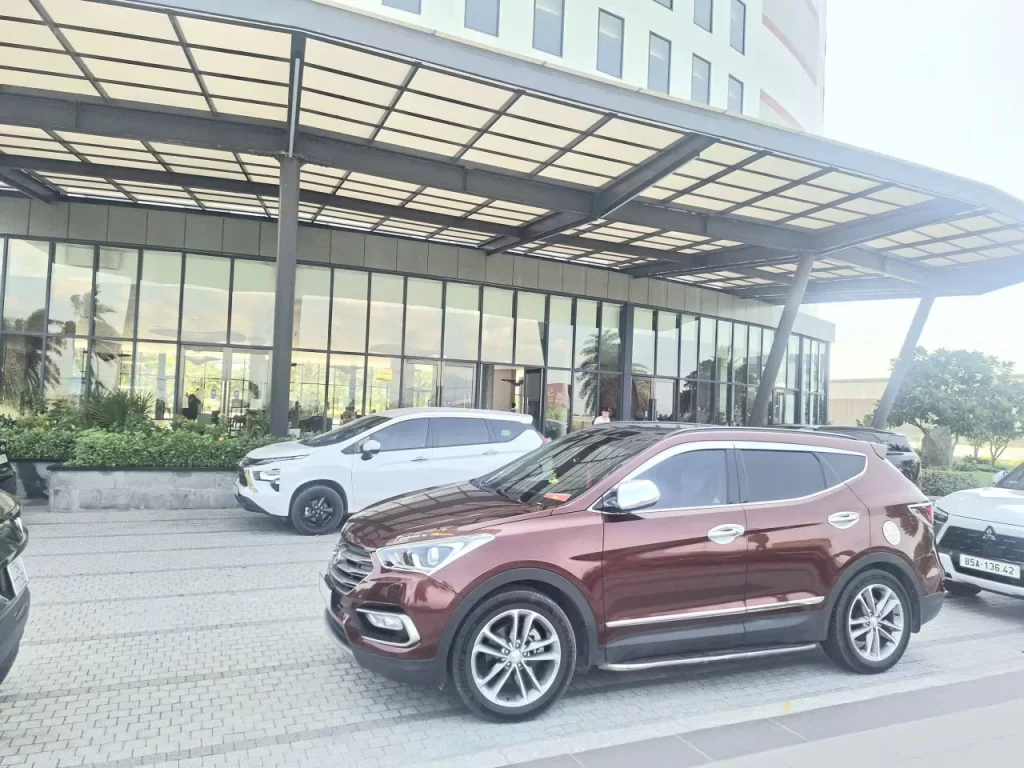 Thuê xe sân bay đi Liên Hương giá rẻ