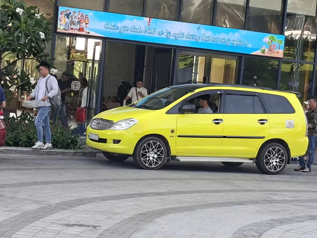 Tìm Xe Đi Từ Phan Rang Ra Sân Bay Cam Ranh