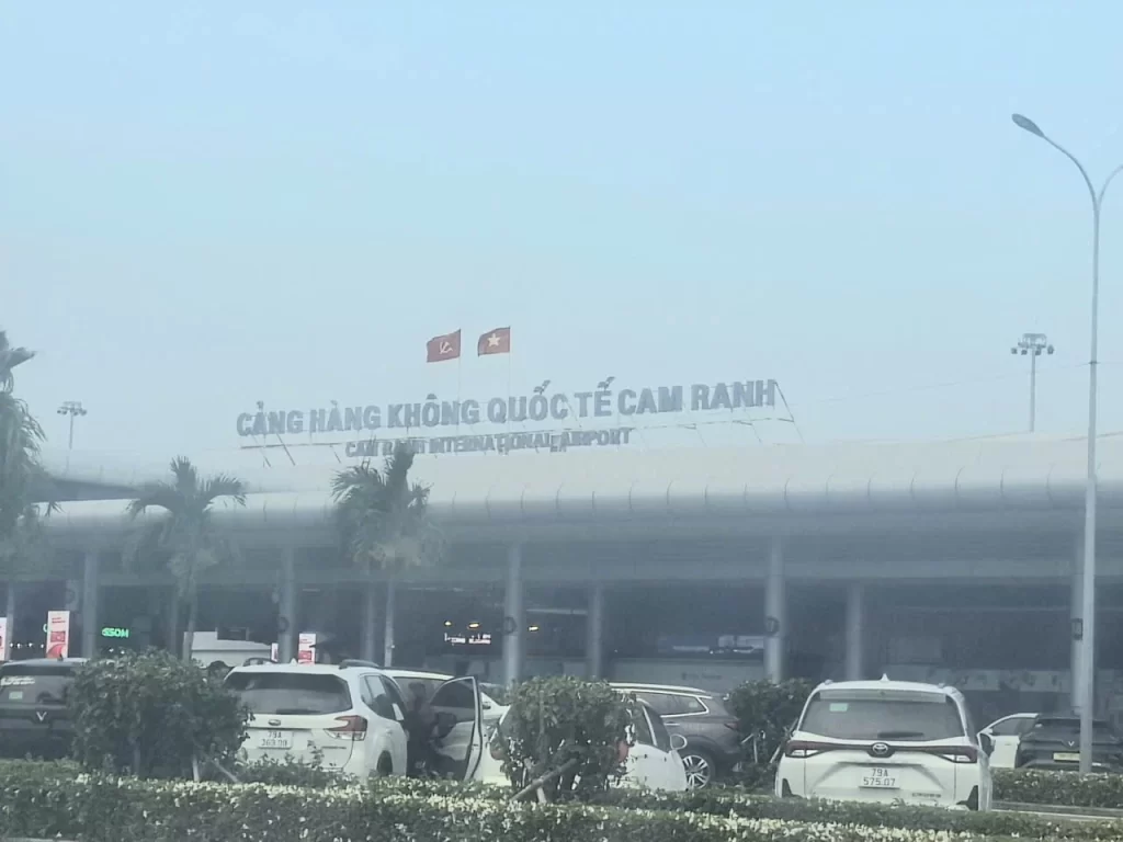 Xe Sân Bay Đi Phan Rang Vĩnh Hy Giá Rẻ